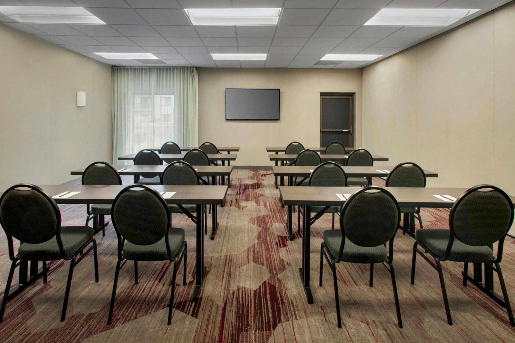 Courtyard By Marriott Mt. Laurel Hotel Mount Laurel Exterior photo